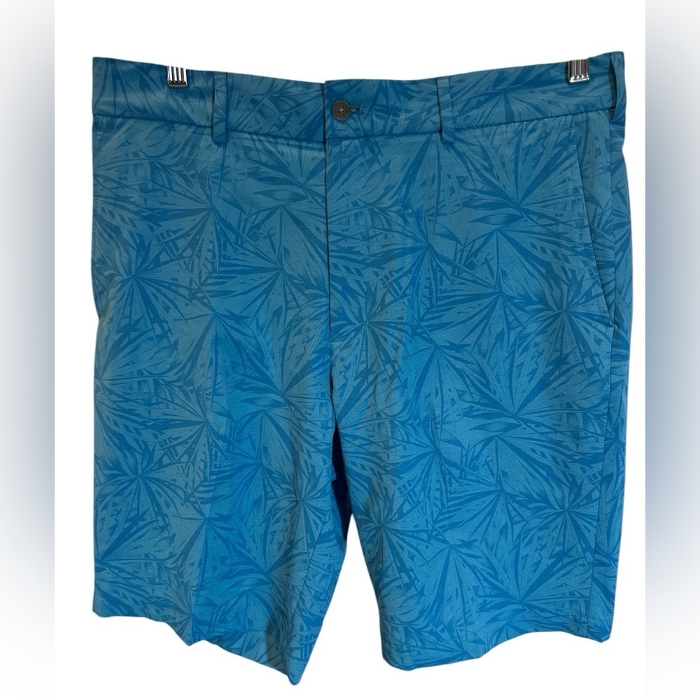 WALTER HAGEN Golf Shorts Mens 35x10 Perfect Malibu Blue Chino Outdoor EUC